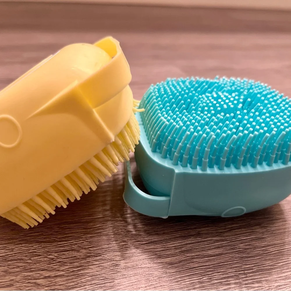 Cat & Dog Bath Shampoo Brush Soft Silicone - Brush Fur Grooming & Cleaning Brush